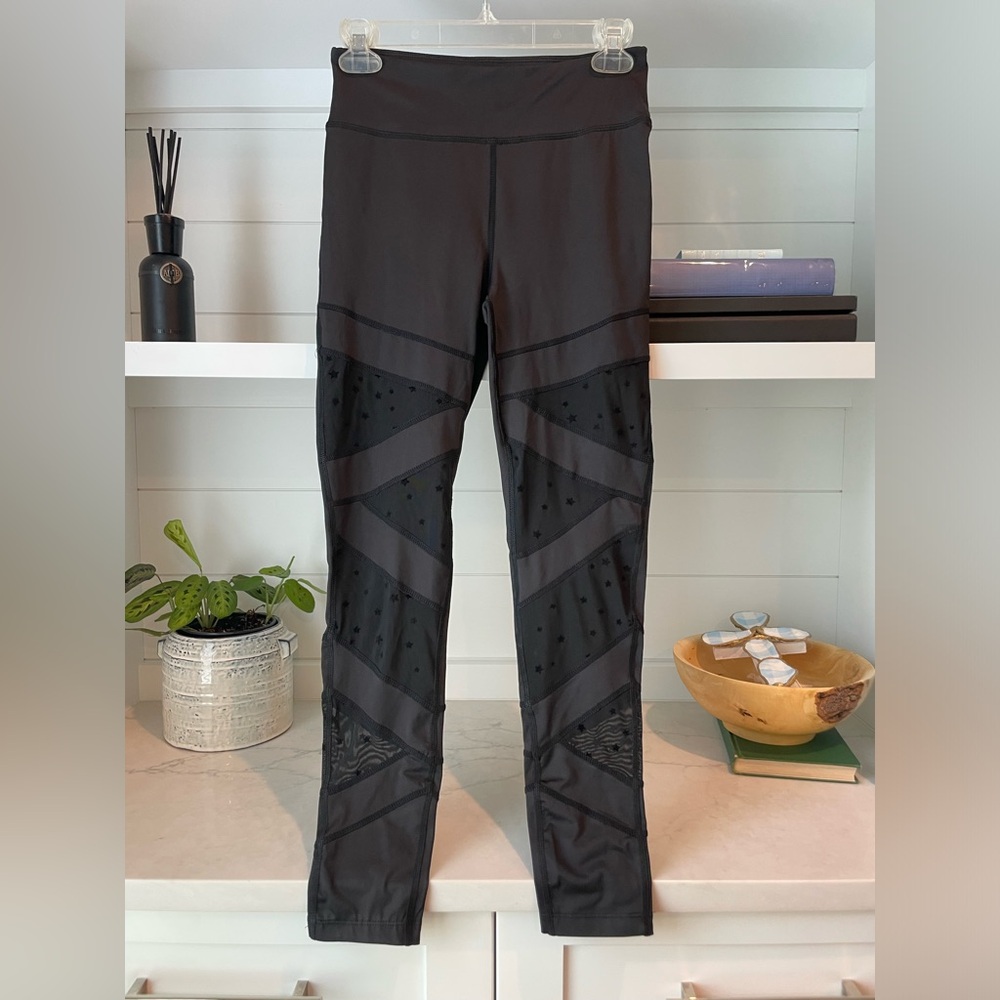 Xersion ankle length yoga pants size small